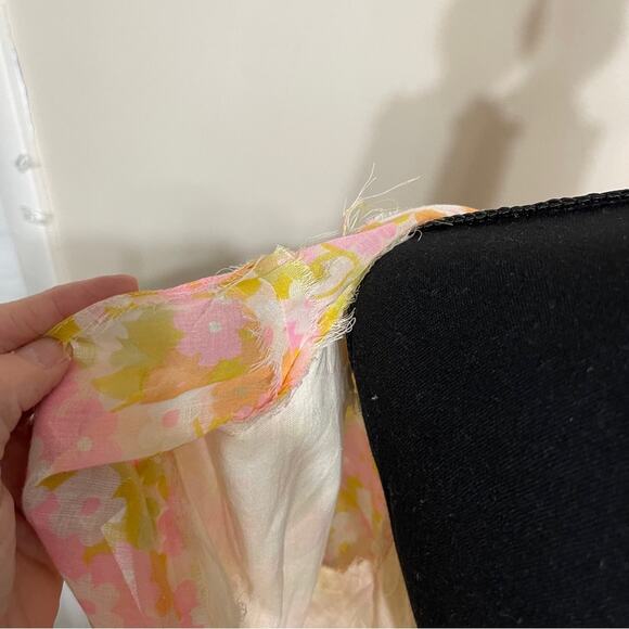 Vintage60s Mod Flower Child Long Sleeve Pleated Mini Dress Rare Size 6/8 - Picture 12 of 12